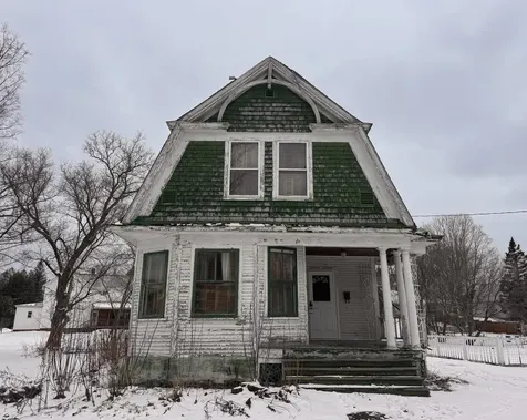 29 Dewey Street Richford VT 05476