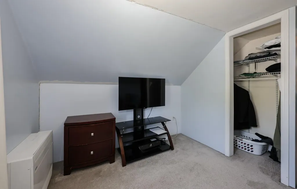 419 Cohas Avenue Manchester NH 03109