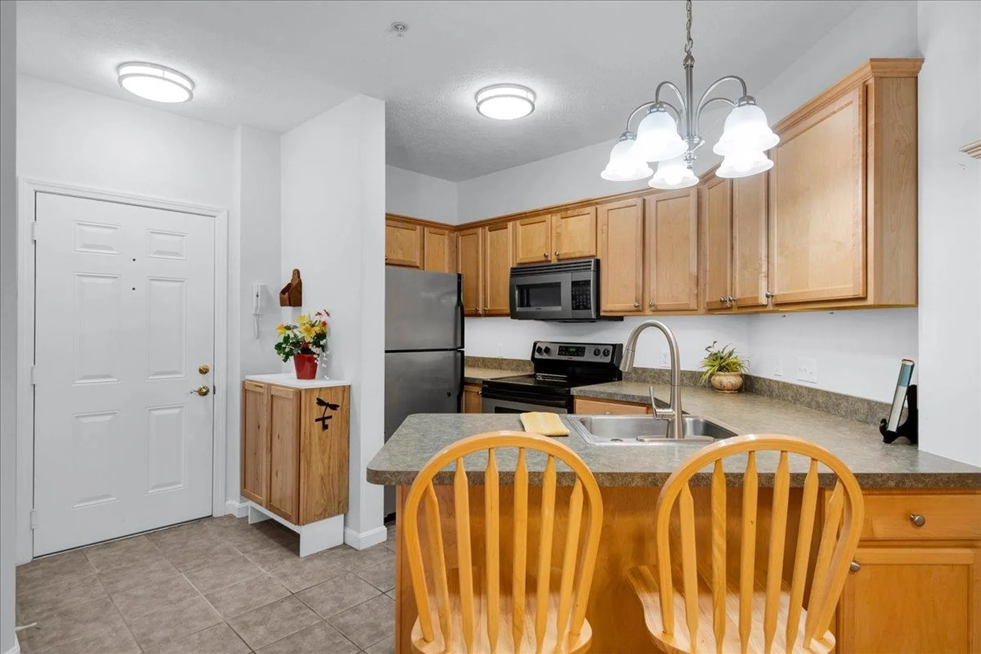10 Kellogg Road Essex VT 05452
