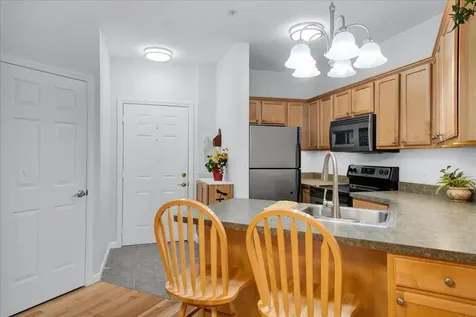 10 Kellogg Road Essex VT 05452