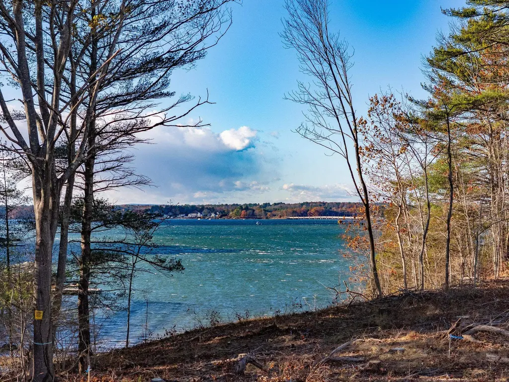 82 Shipwright Way Newington NH 03801