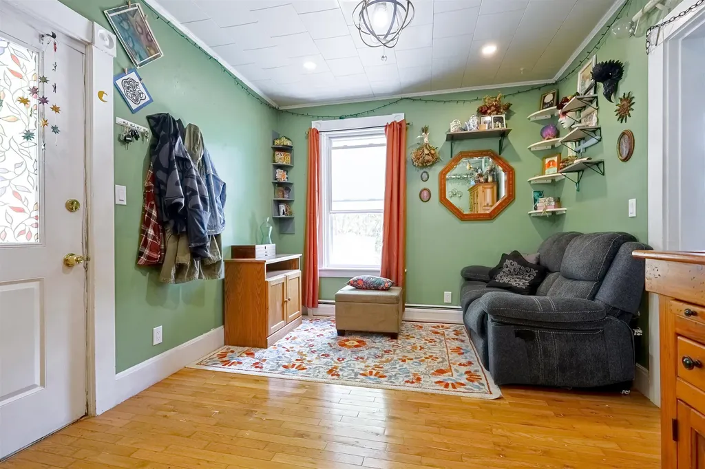 34 Floral Avenue Dover NH 03820
