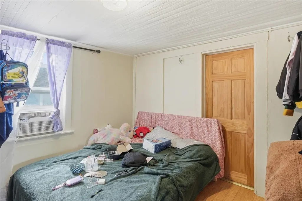 64 Hyde Street Burlington VT 05401