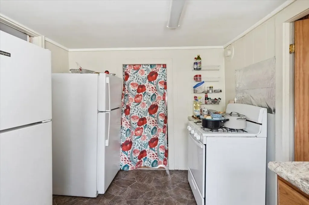 64 Hyde Street Burlington VT 05401