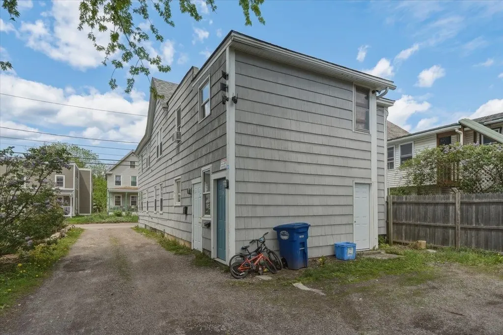 64 Hyde Street Burlington VT 05401