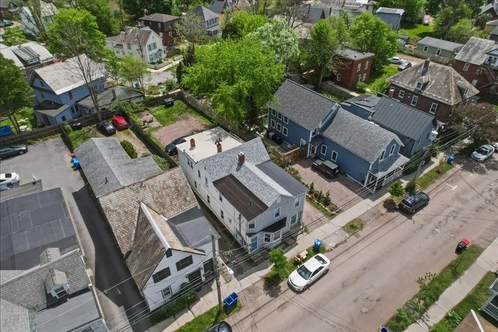 64 Hyde Street Burlington VT 05401