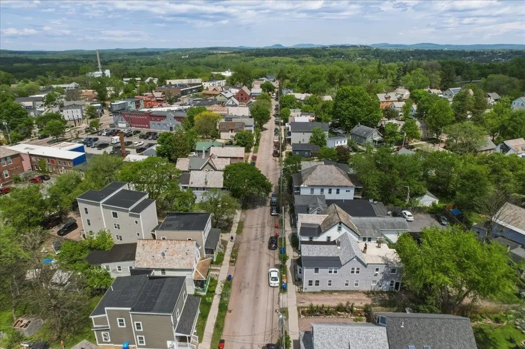 64 Hyde Street Burlington VT 05401