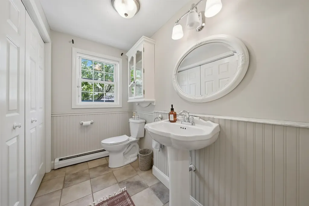 2 Ben Circle Goffstown NH 03045