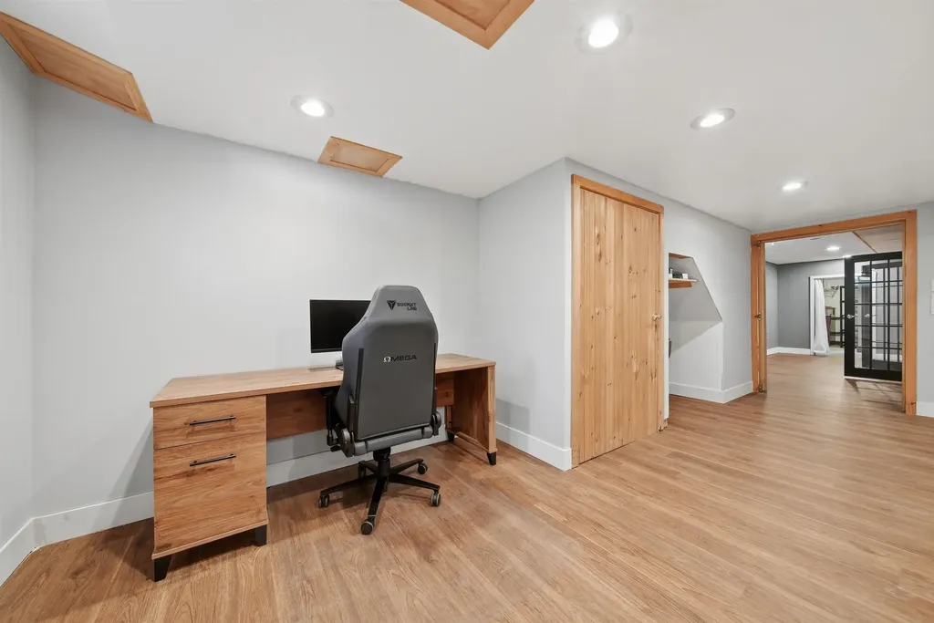 2 Ben Circle Goffstown NH 03045