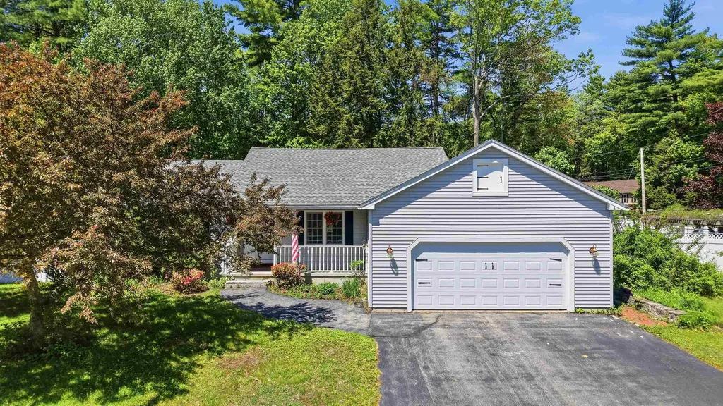 2 Ben Circle Goffstown NH 03045