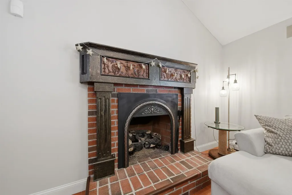2 Ben Circle Goffstown NH 03045
