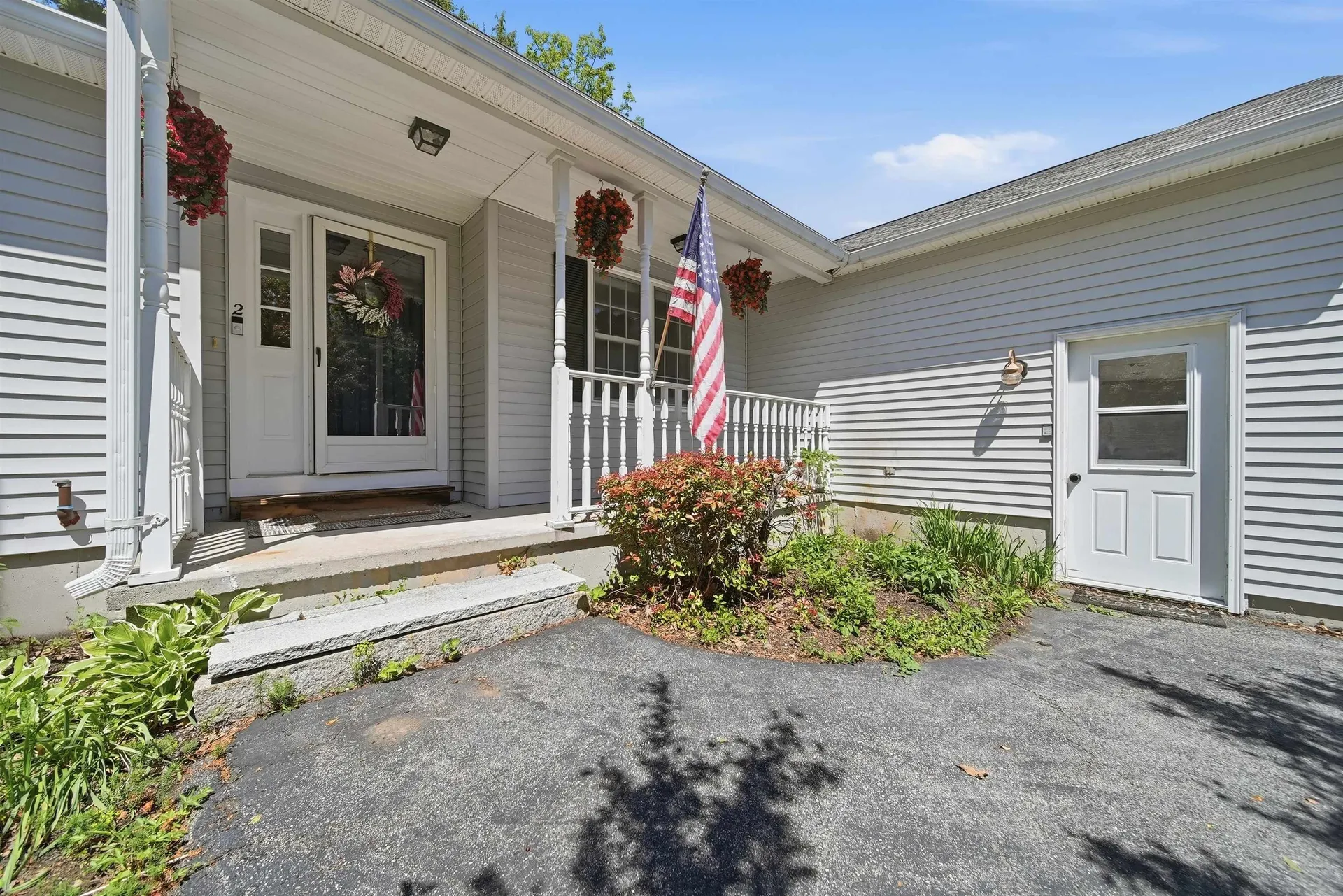 2 Ben Circle Goffstown NH 03045
