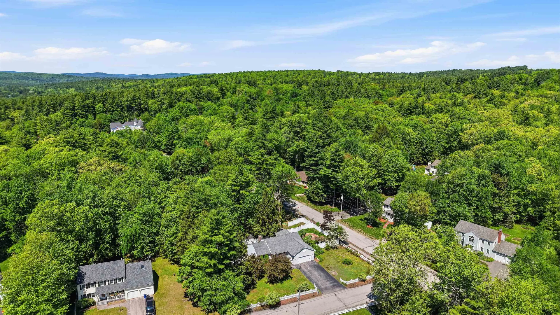 2 Ben Circle Goffstown NH 03045