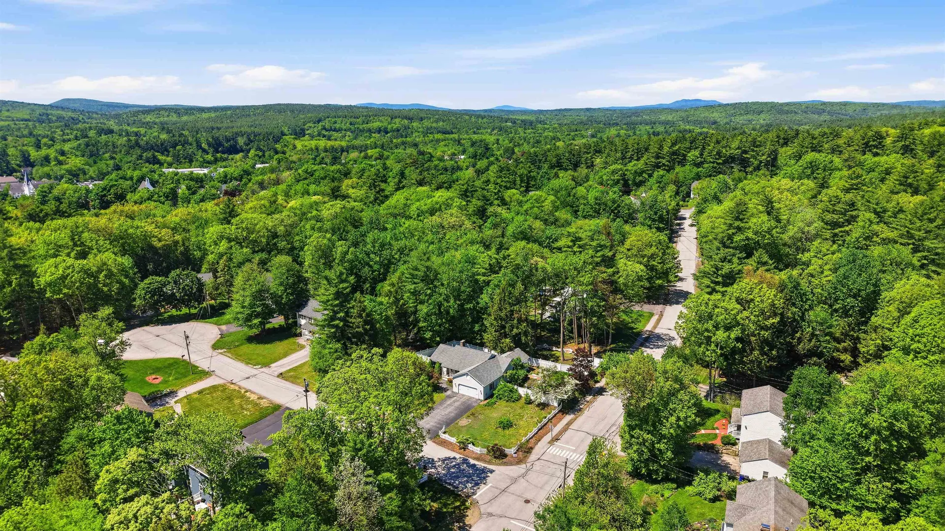 2 Ben Circle Goffstown NH 03045