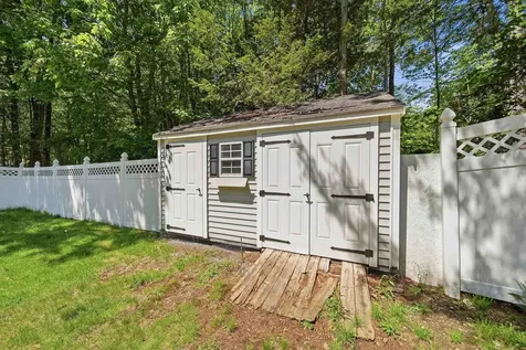 2 Ben Circle Goffstown NH 03045