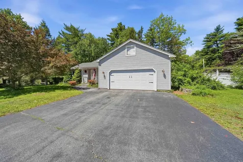 2 Ben Circle Goffstown NH 03045