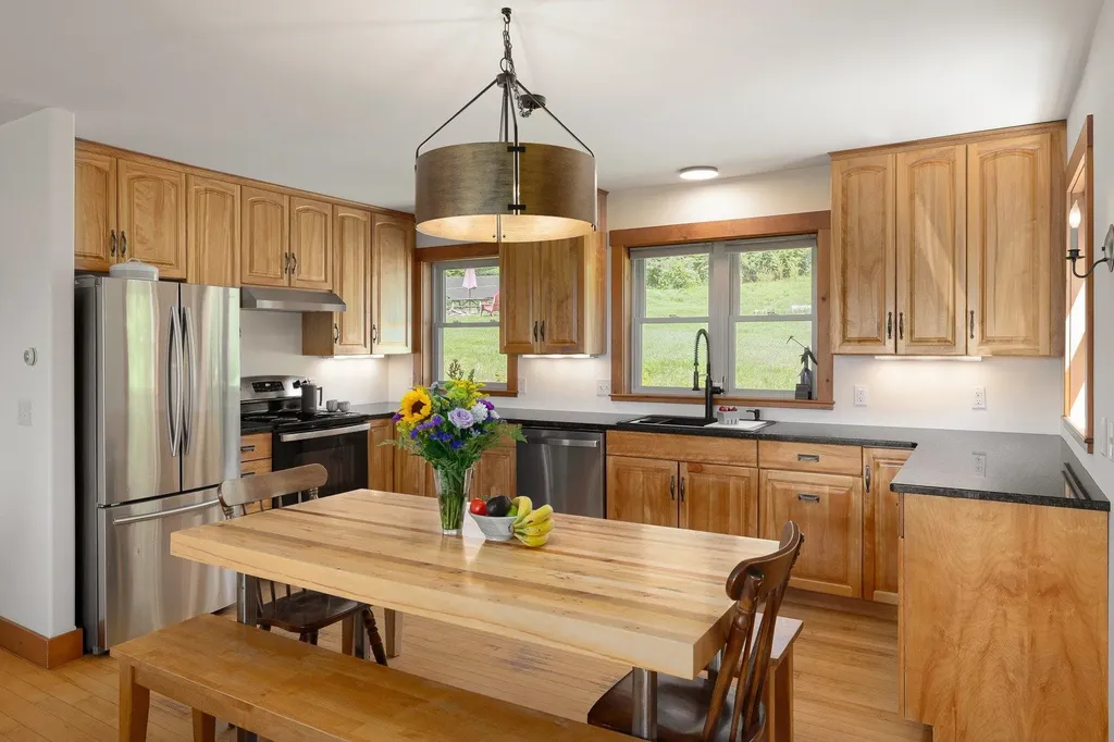 610 Ripley Road Waterbury VT 05677