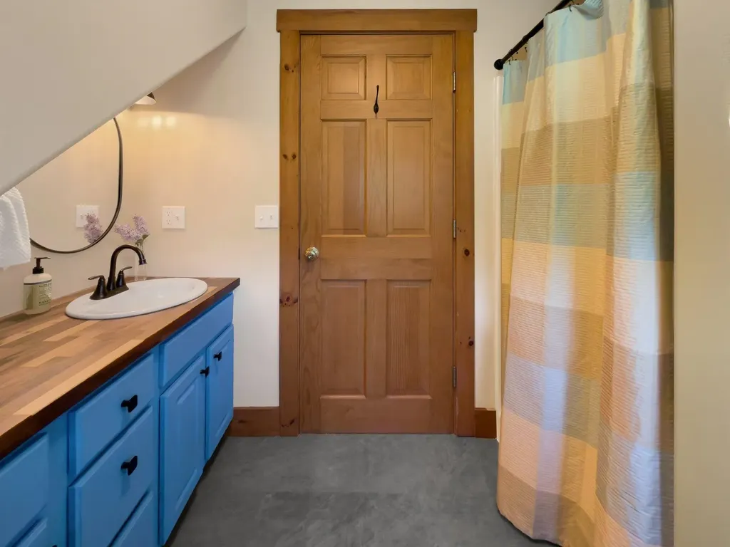 610 Ripley Road Waterbury VT 05677