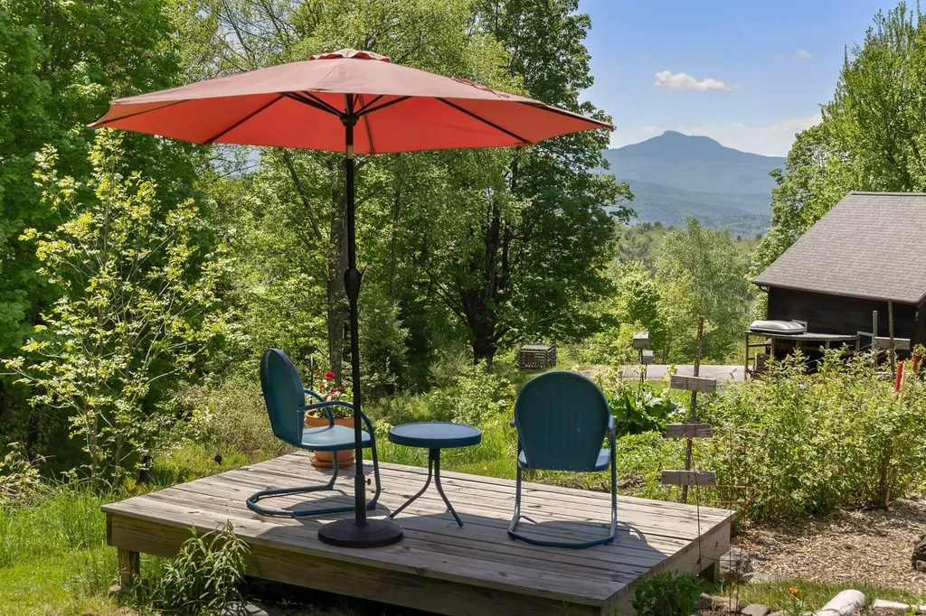 610 Ripley Road Waterbury VT 05677