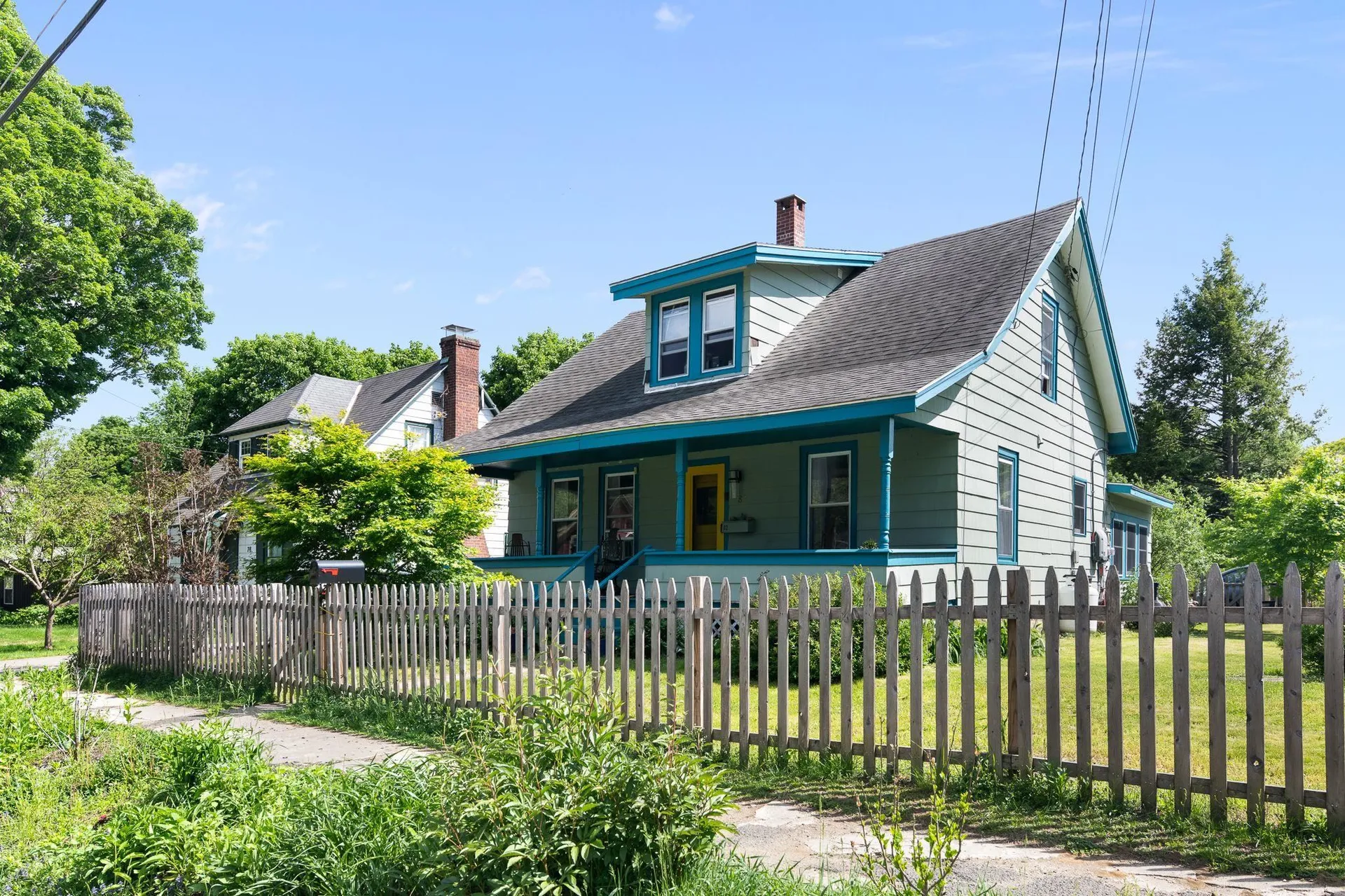 82 Oak Grove Avenue Brattleboro VT 05301