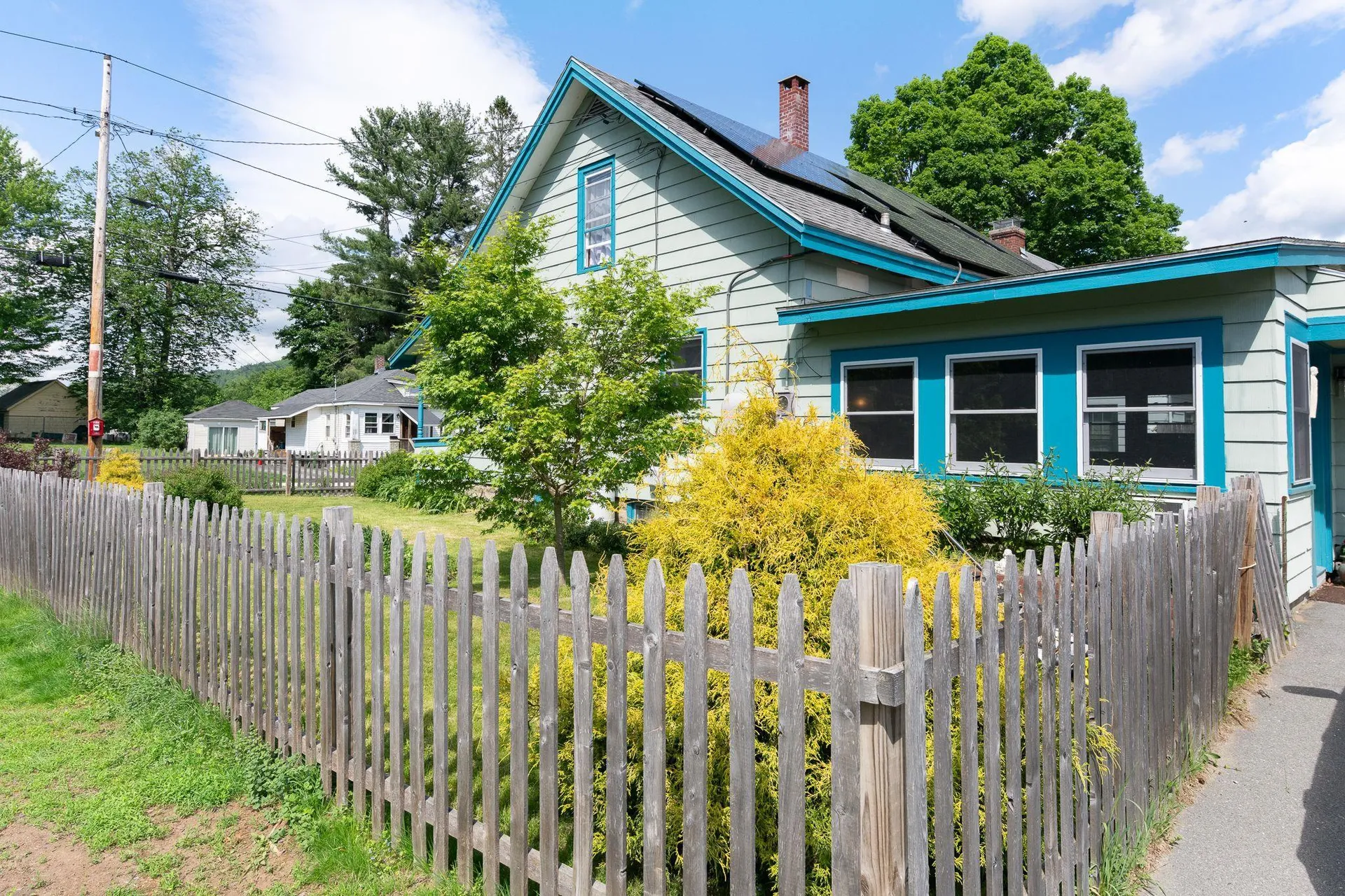 82 Oak Grove Avenue Brattleboro VT 05301