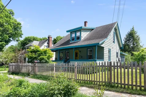 82 Oak Grove Avenue Brattleboro VT 05301