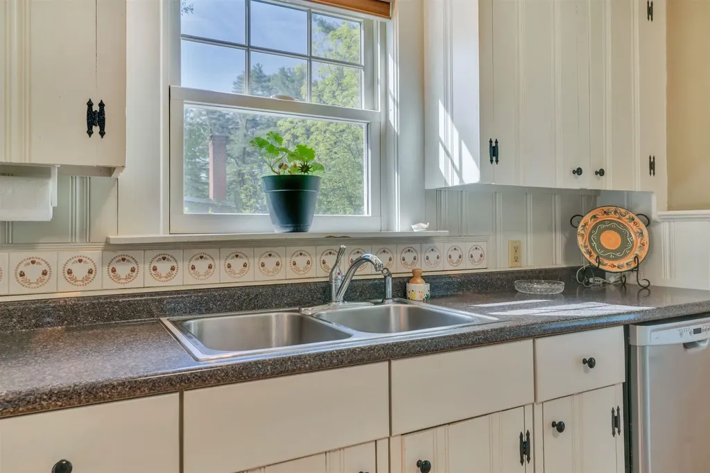 173 Winnacunnet Road Hampton NH 03842