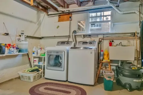 173 Winnacunnet Road Hampton NH 03842