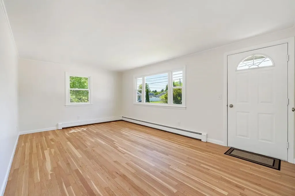 18 Harvard Street Rochester NH 03867