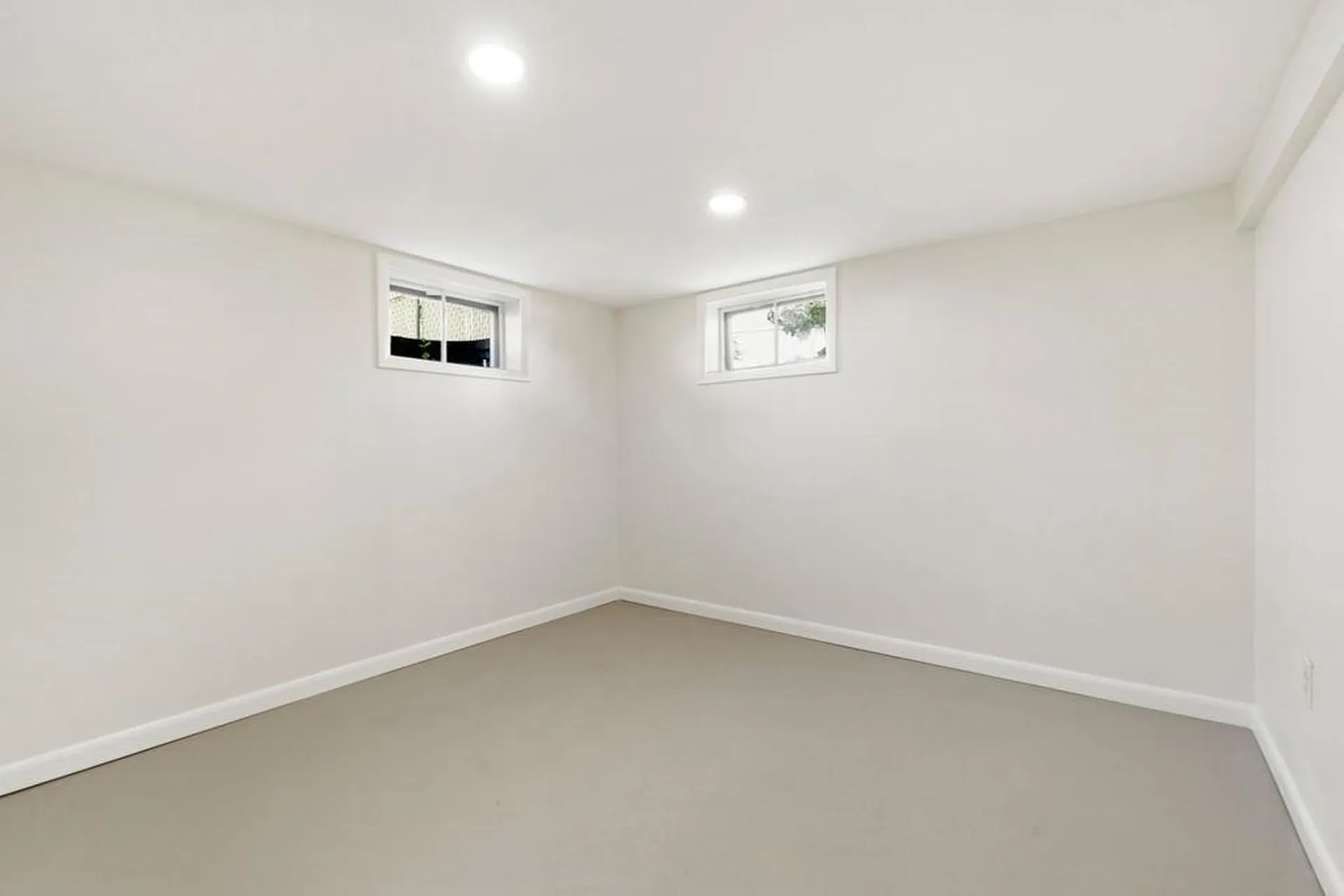18 Harvard Street Rochester NH 03867