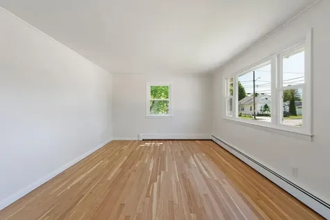 18 Harvard Street Rochester NH 03867