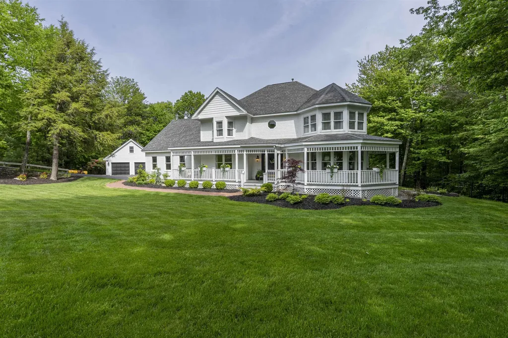 47 Hawk Drive Bedford NH 03104