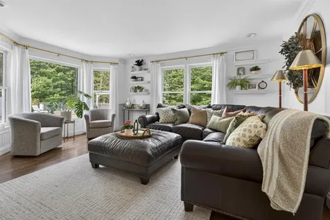47 Hawk Drive Bedford NH 03104