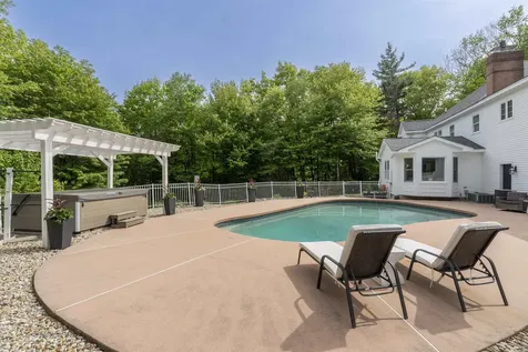 47 Hawk Drive Bedford NH 03104