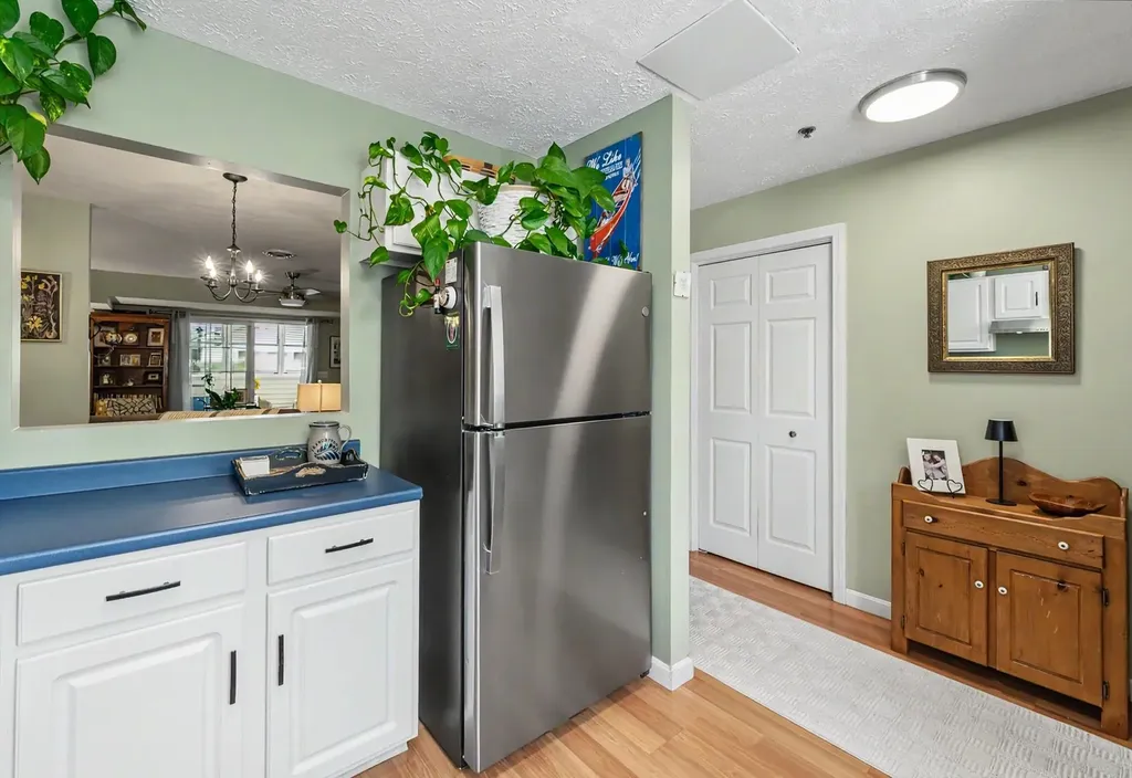 66 Harbor Avenue Nashua NH 03060