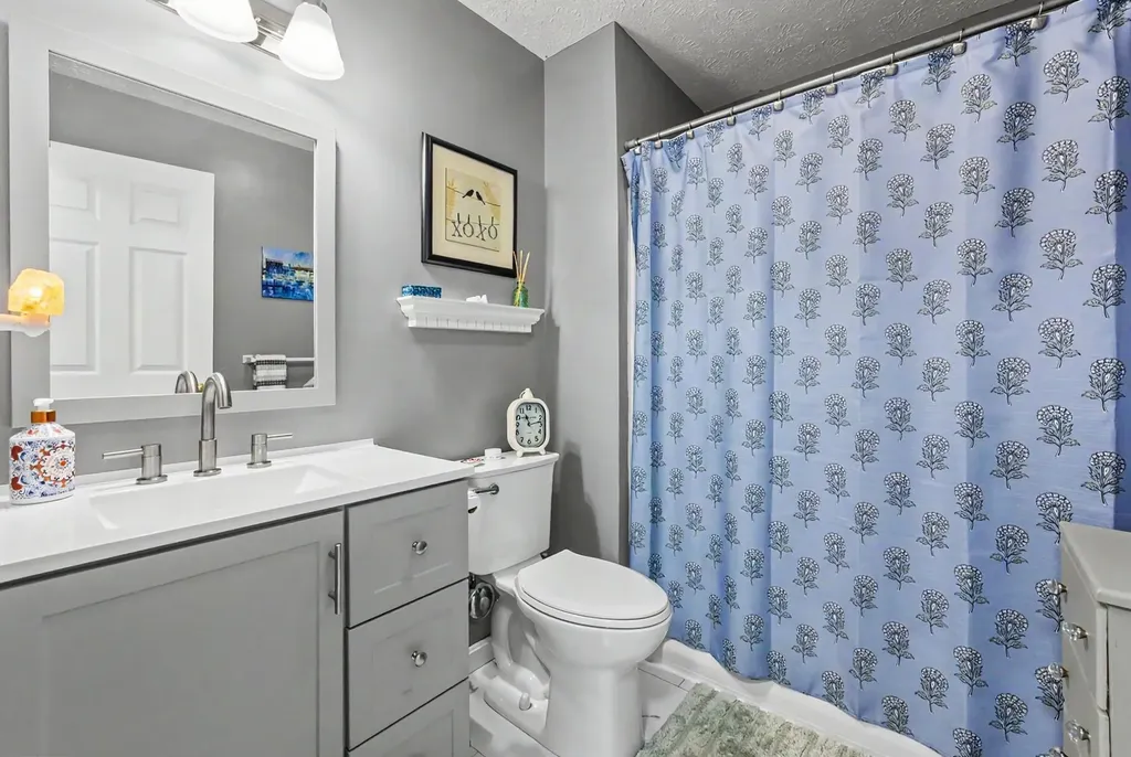 66 Harbor Avenue Nashua NH 03060