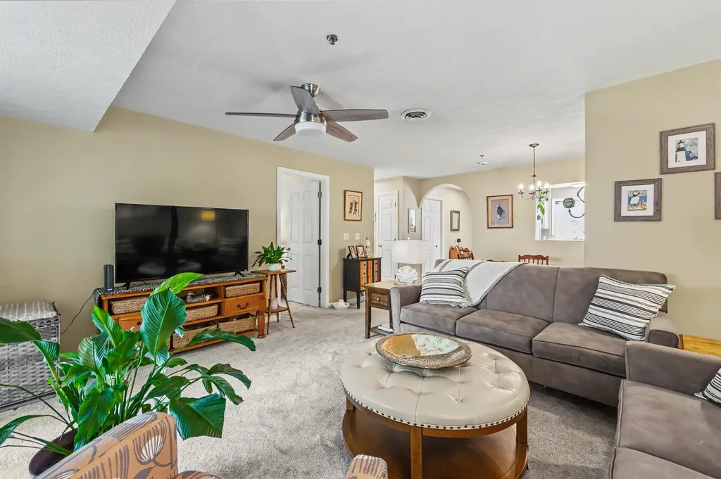 66 Harbor Avenue Nashua NH 03060