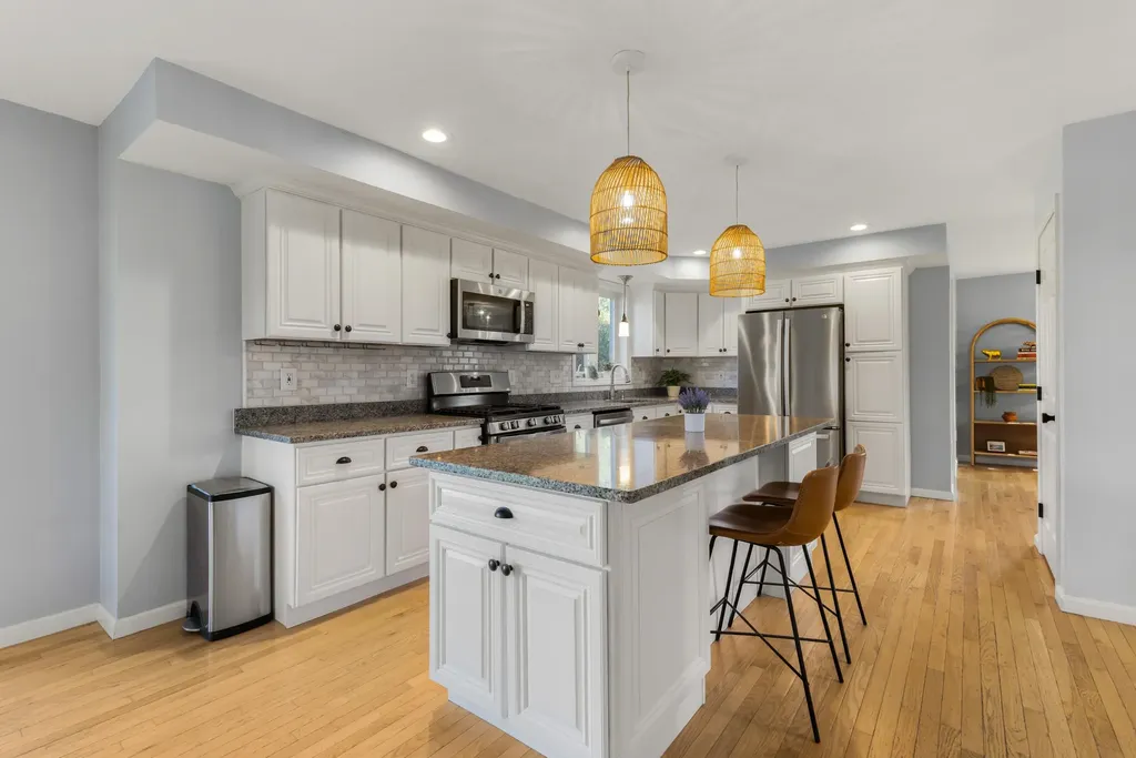 15 Victoria Drive Somersworth NH 03878