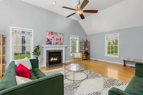 15 Victoria Drive Somersworth NH 03878