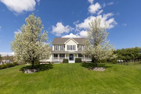 15 Victoria Drive Somersworth NH 03878