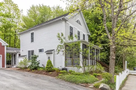 71 Palisades Street Stowe VT 05672