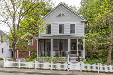 71 Palisades Street Stowe VT 05672
