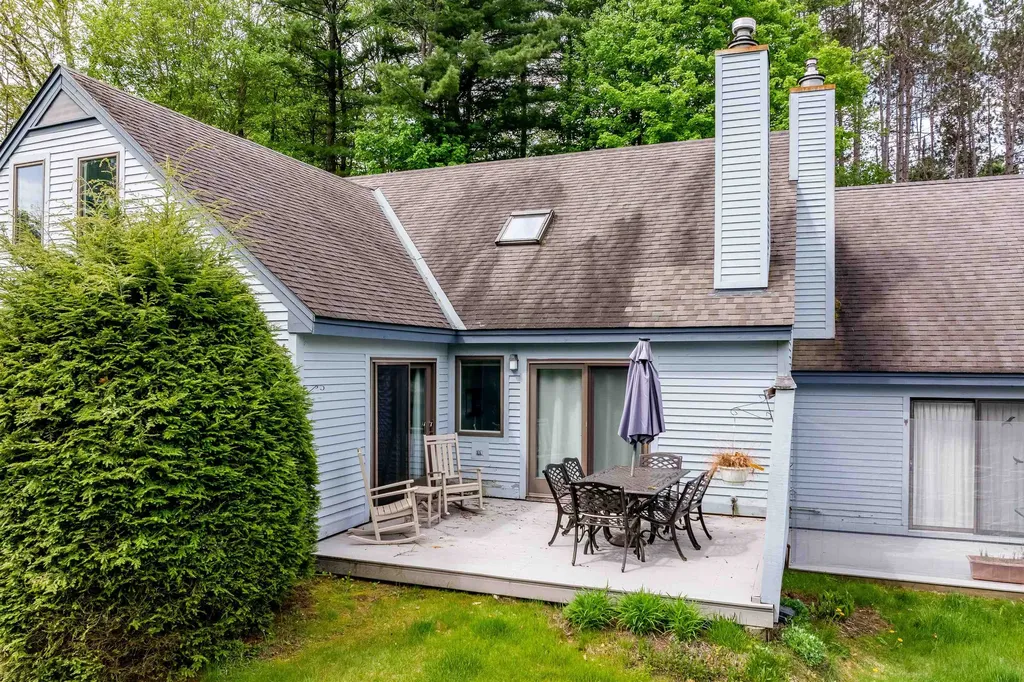 111 Lakeland Drive Hartford VT 05059