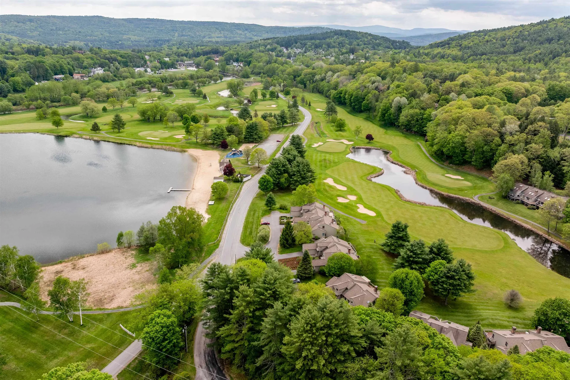 111 Lakeland Drive Hartford VT 05059