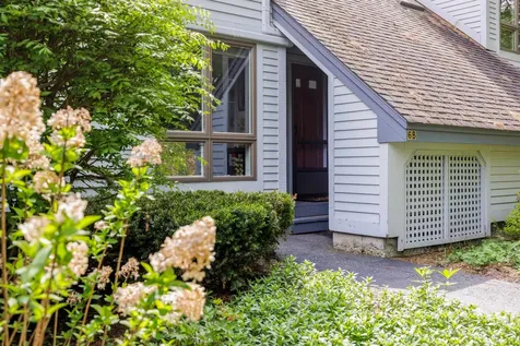 111 Lakeland Drive Hartford VT 05059