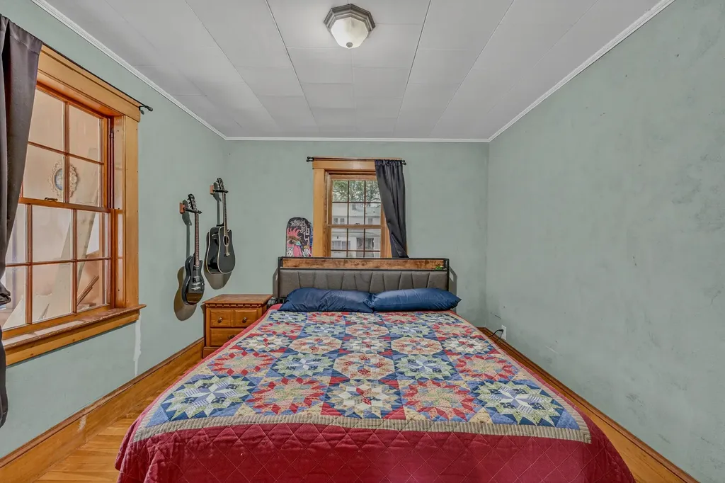 25 Portland Street Lancaster NH 03584