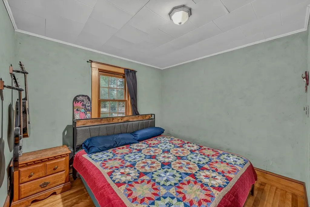 25 Portland Street Lancaster NH 03584