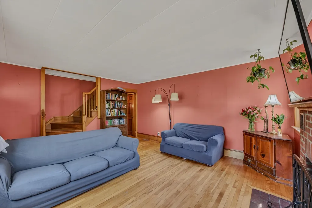 25 Portland Street Lancaster NH 03584