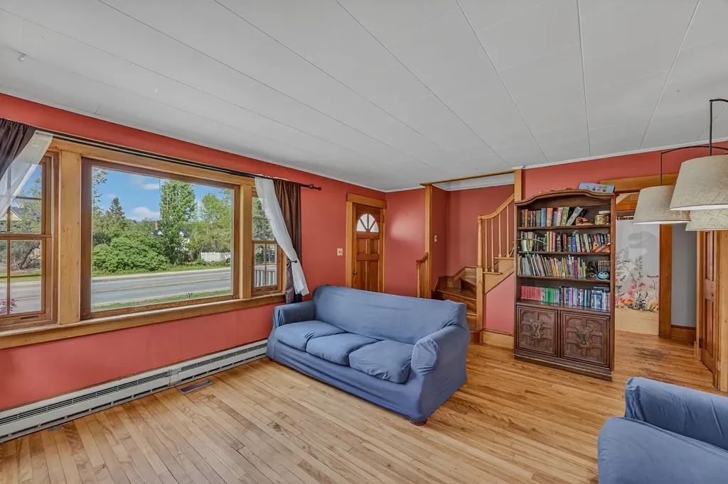 25 Portland Street Lancaster NH 03584