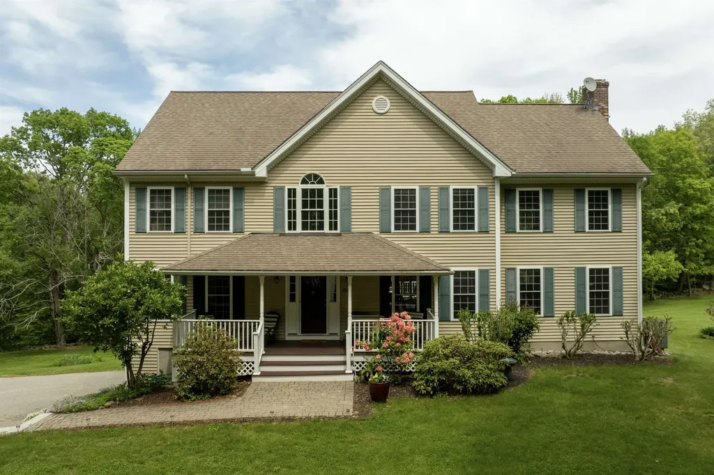 537 Pingree Hill Road Auburn NH 03032